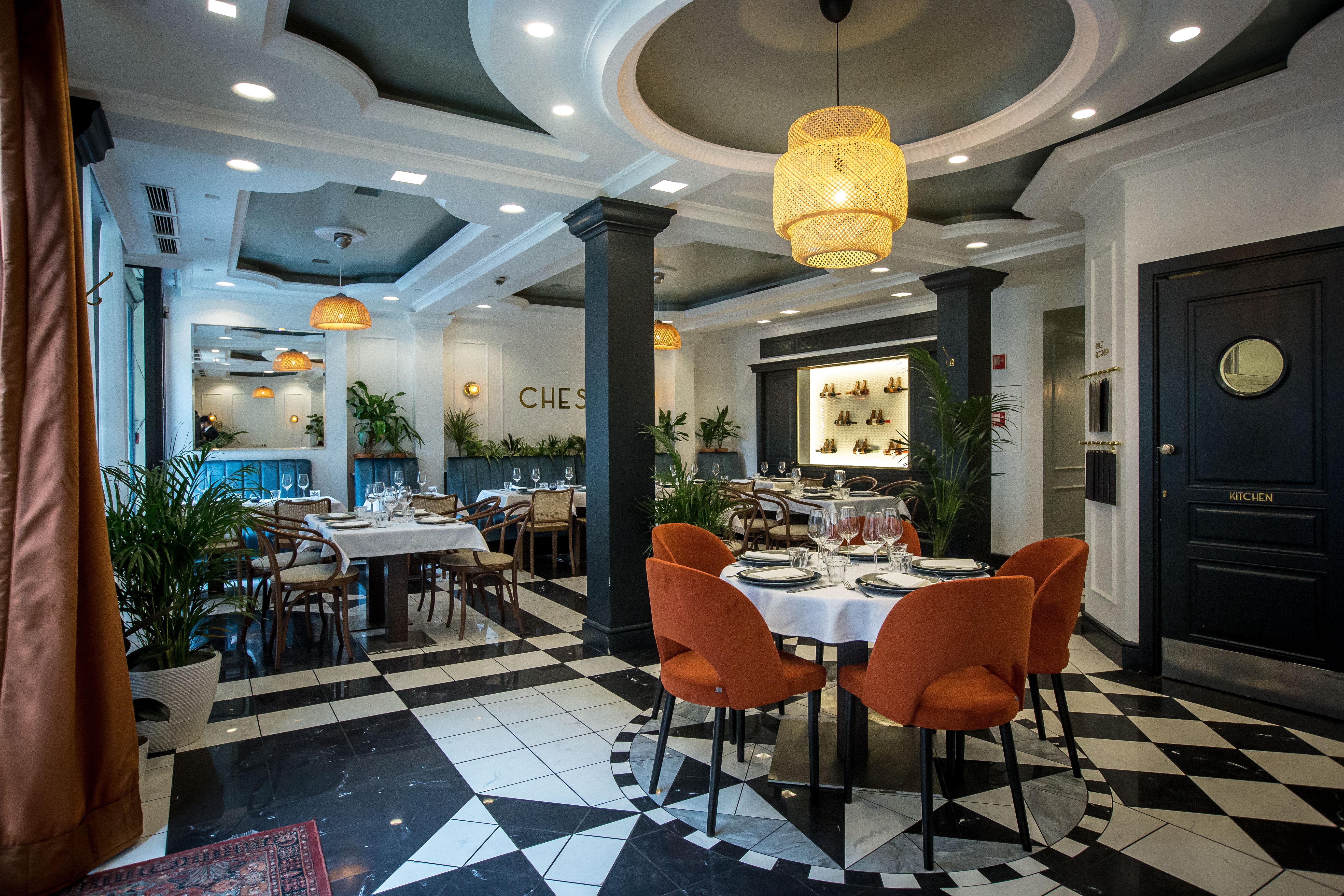Queen's Court Hotel&residencia 5*