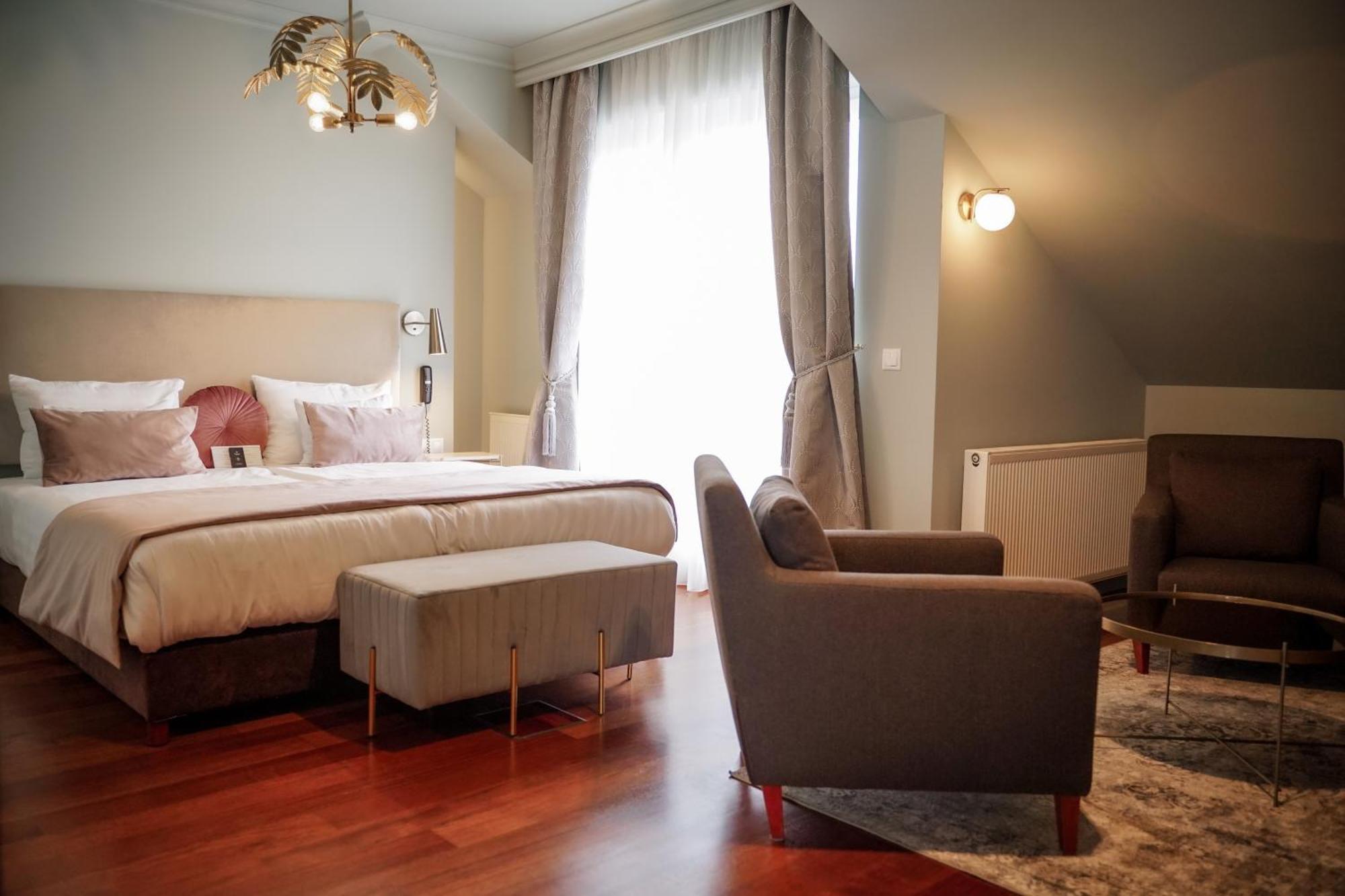 Hotel Queen's Court Hotel&residencia Budapest